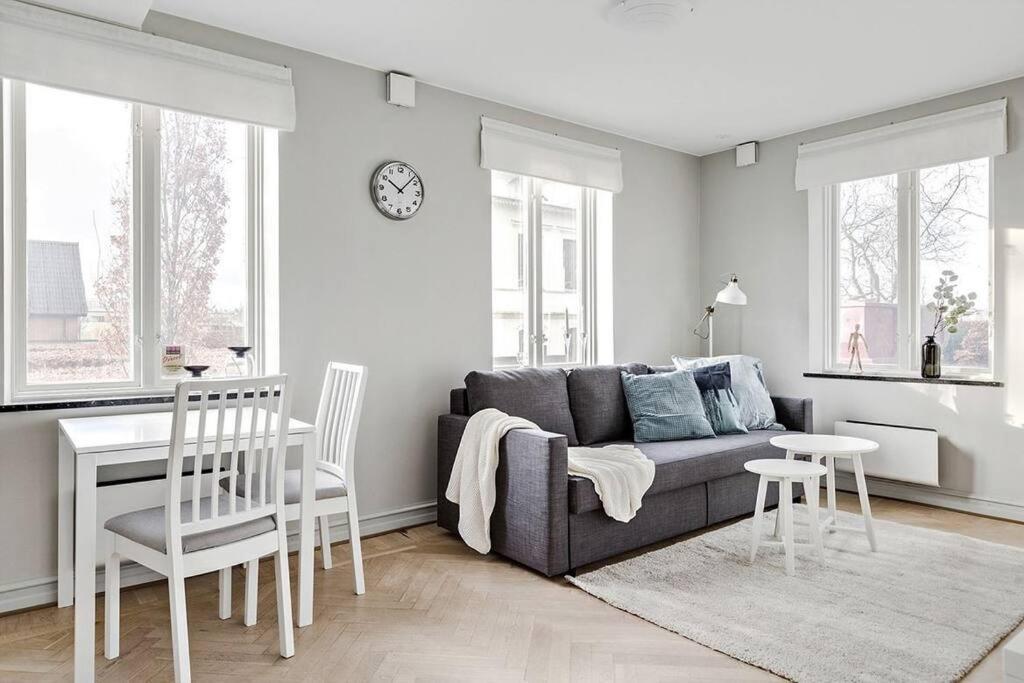 Bright Apartment In Park Environment Lund Exteriör bild